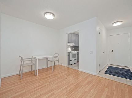 724 Woodside Lane East #6, Unit 6, Sacramento, CA 95825 Photo