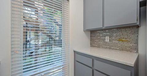 724 Woodside Lane East #6, Unit 6, Sacramento, CA 95825 Photo