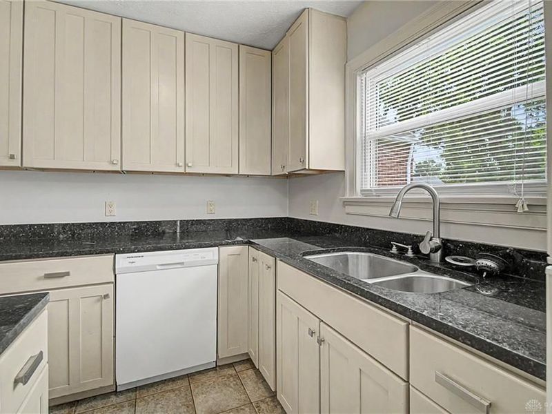 317 Cushing Avenue, Kettering, OH 45429 Photo 11