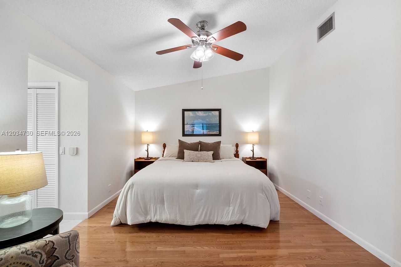2073 Montpeliar , Weston, FL 33326 Photo