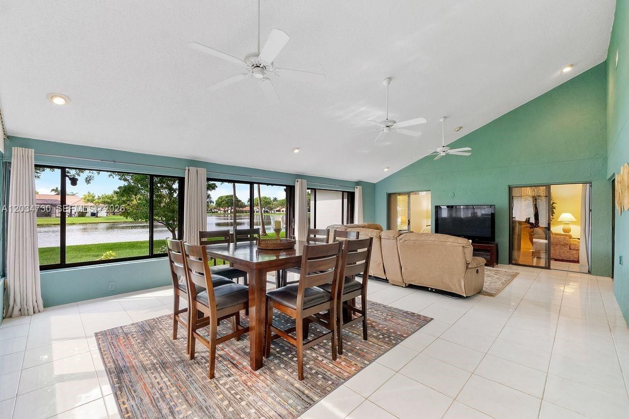 2073 Montpeliar , Weston, FL 33326 Photo