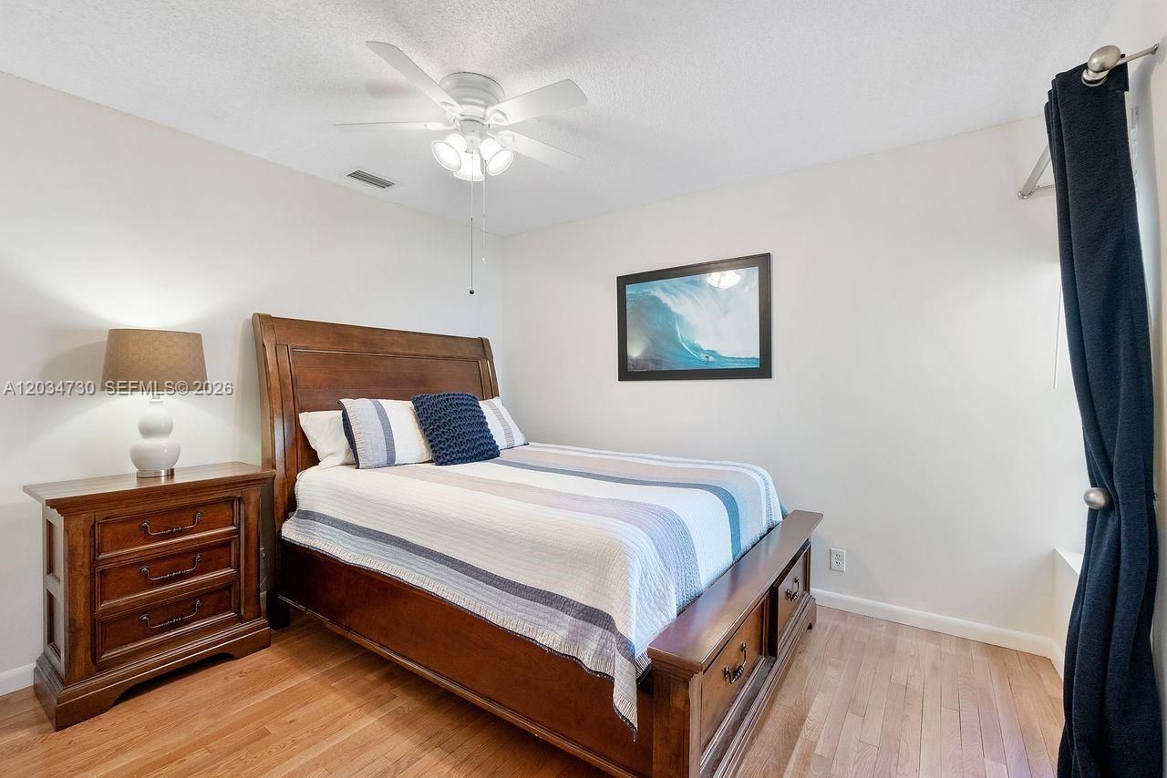 2073 Montpeliar , Weston, FL 33326 Photo