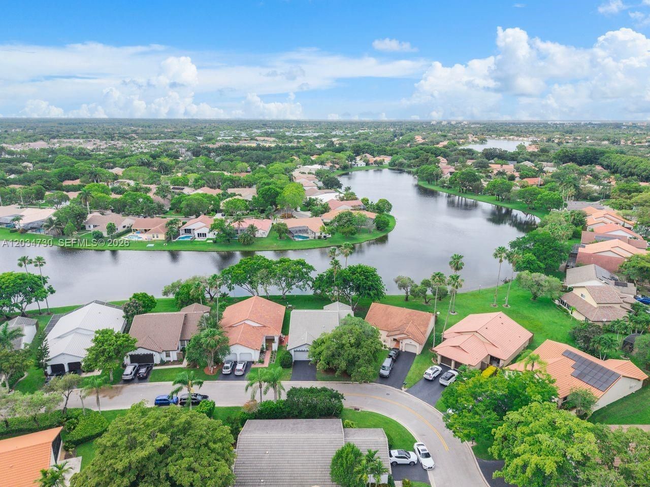 2073 Montpeliar , Weston, FL 33326 Photo