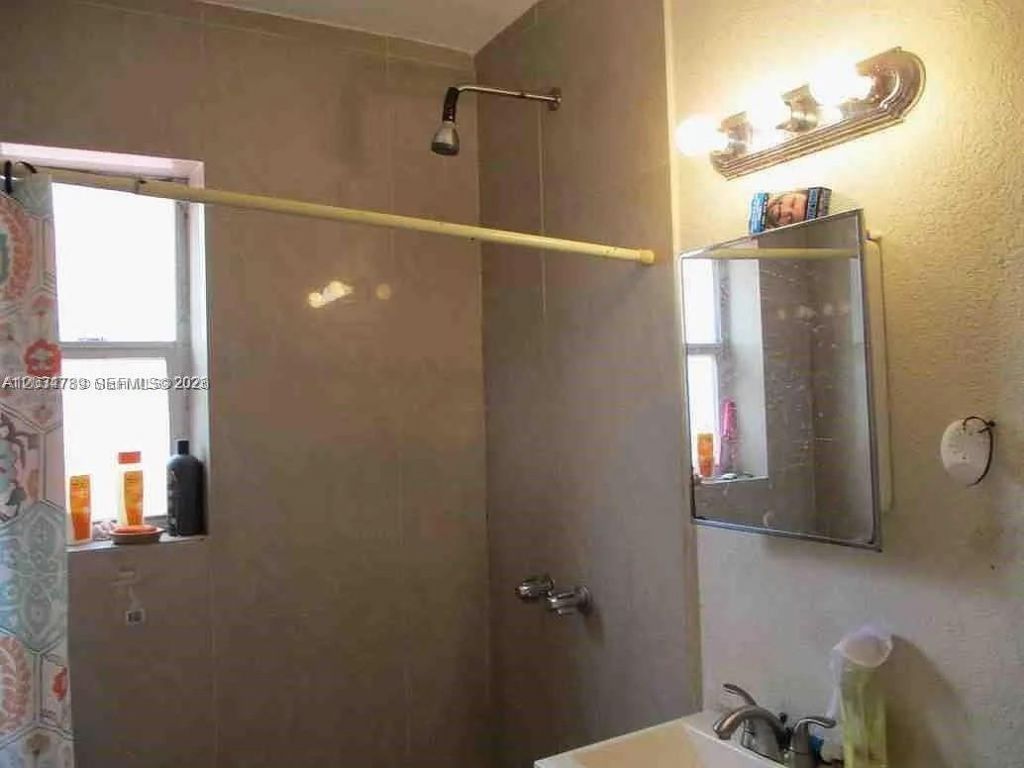 10040 NW 8th Ave , Miami, FL 33150 Photo