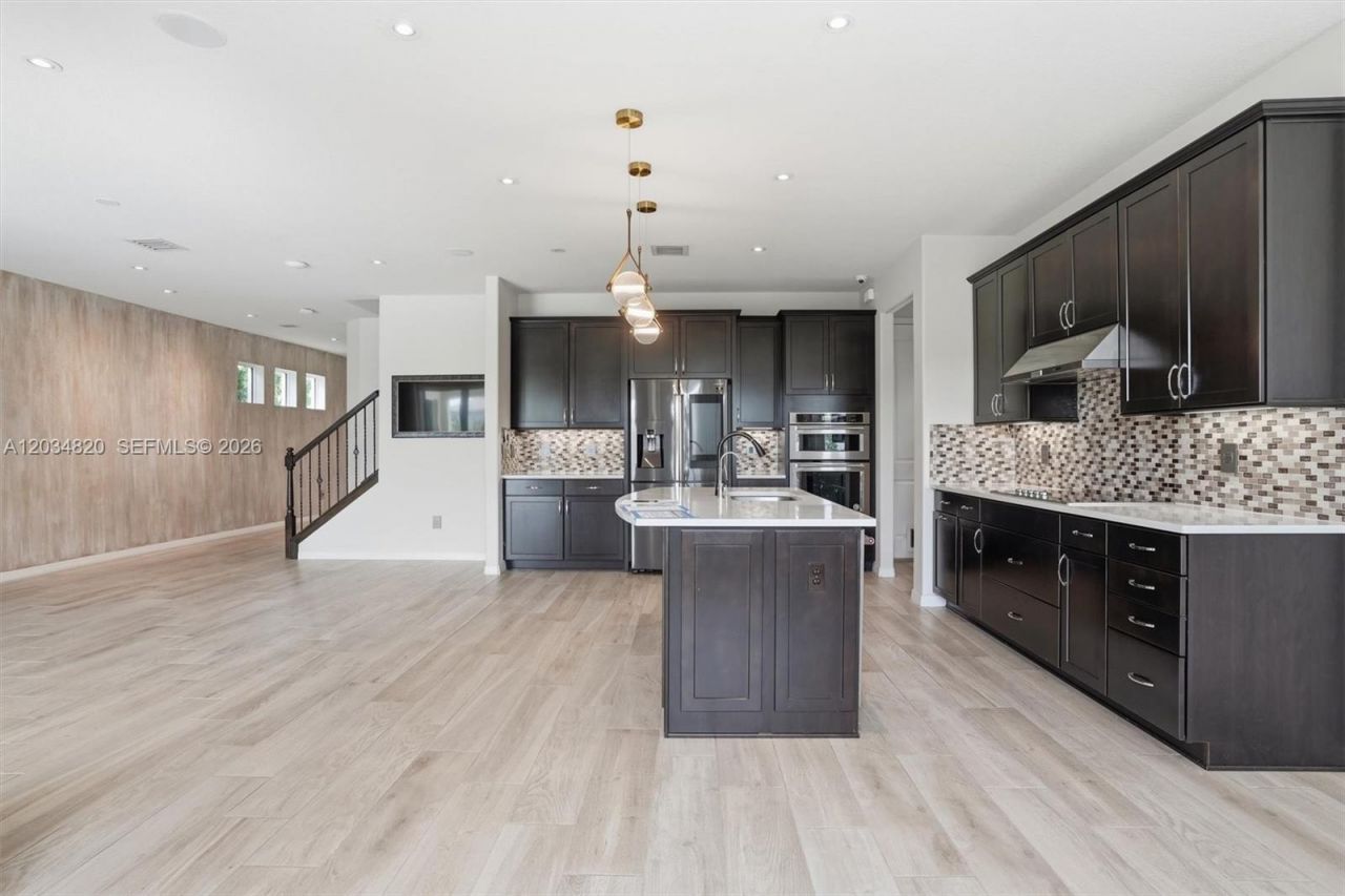 1512 Bursera Ter , Hollywood, FL 33021 Photo
