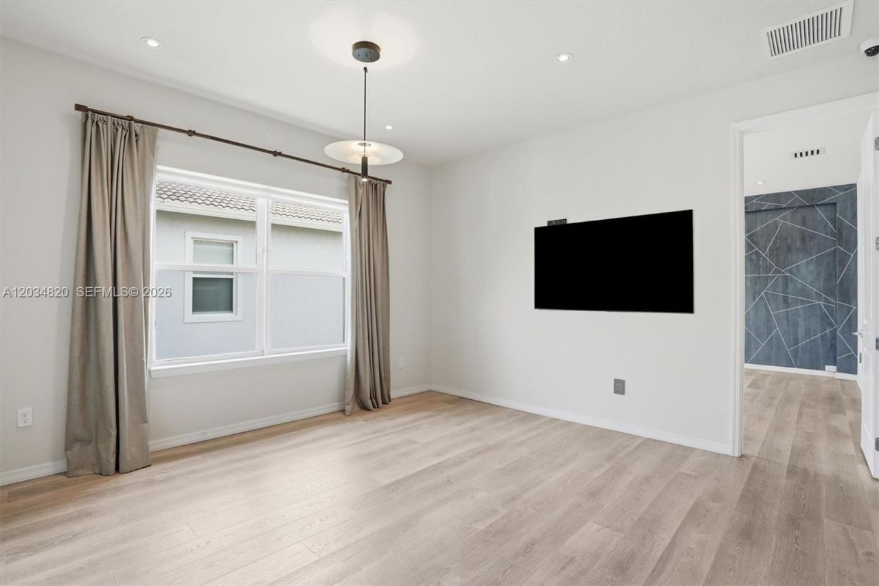 1512 Bursera Ter , Hollywood, FL 33021 Photo