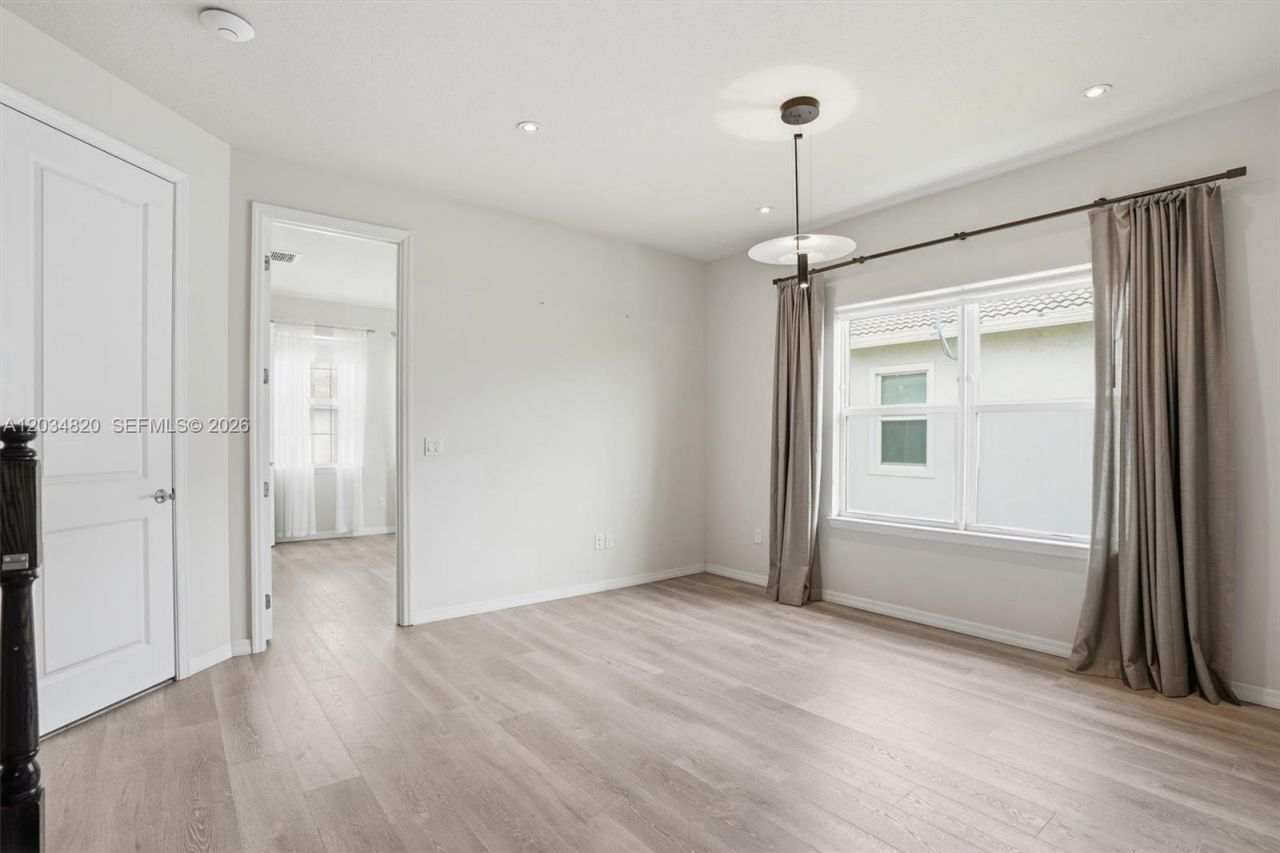 1512 Bursera Ter , Hollywood, FL 33021 Photo