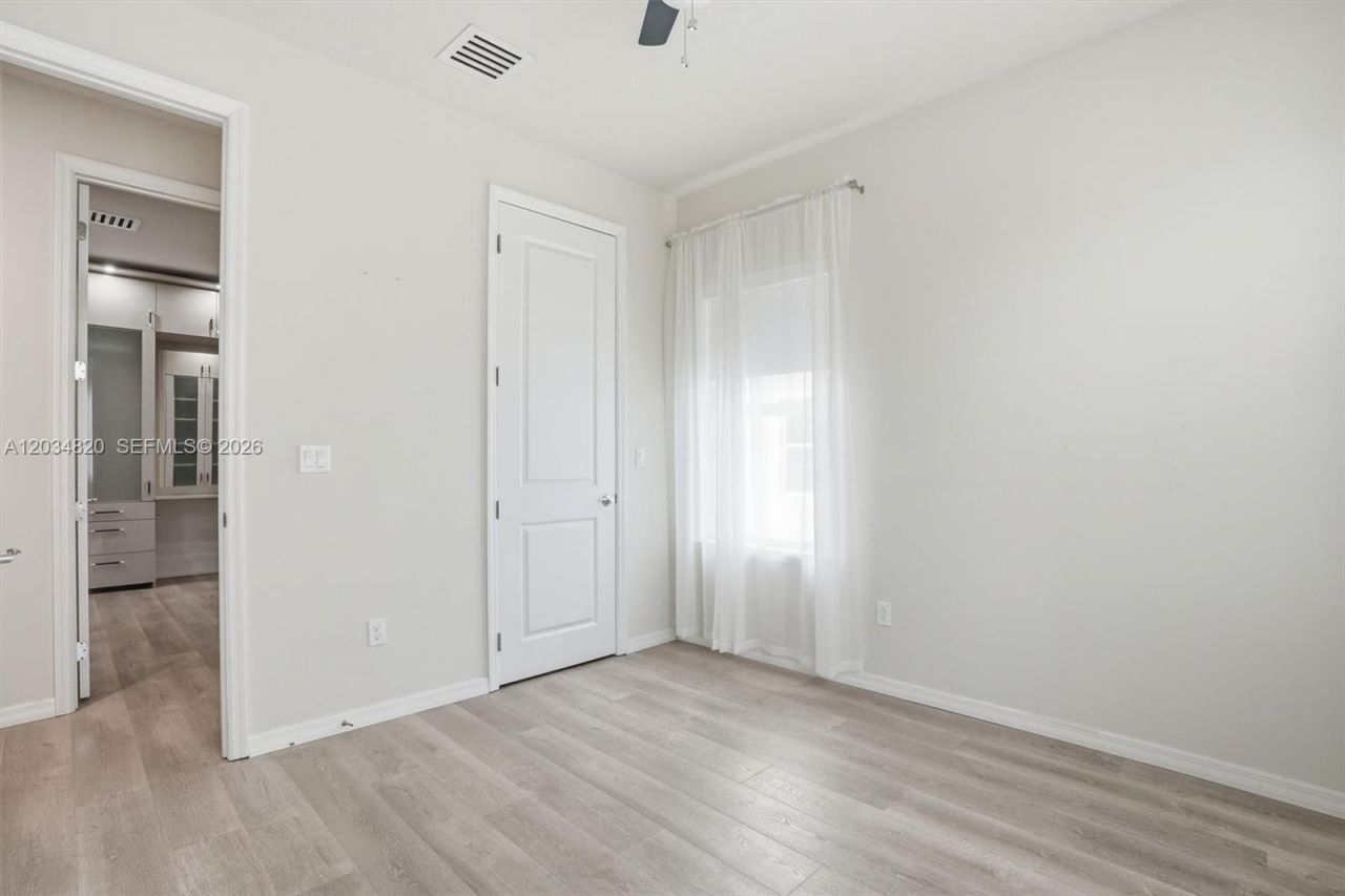 1512 Bursera Ter , Hollywood, FL 33021 Photo