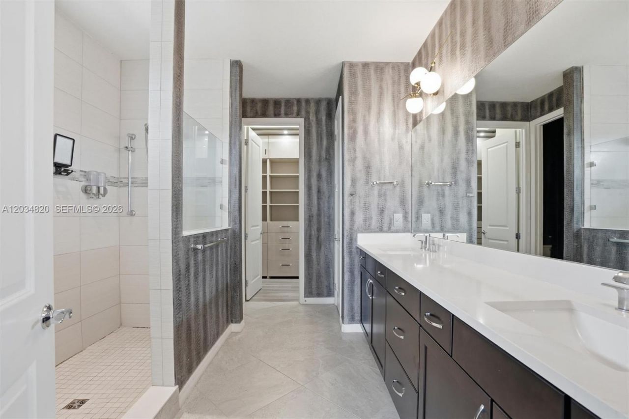 1512 Bursera Ter , Hollywood, FL 33021 Photo