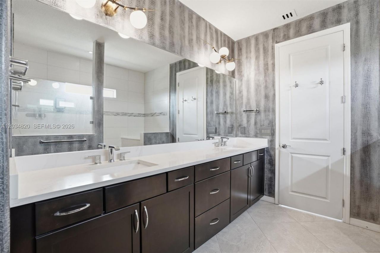 1512 Bursera Ter , Hollywood, FL 33021 Photo