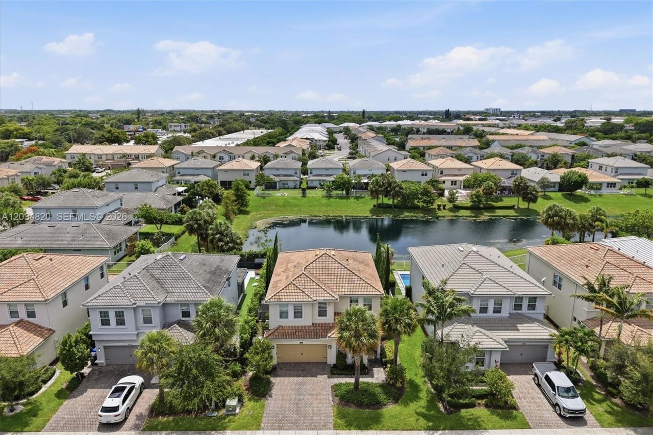 1512 Bursera Ter , Hollywood, FL 33021 Photo