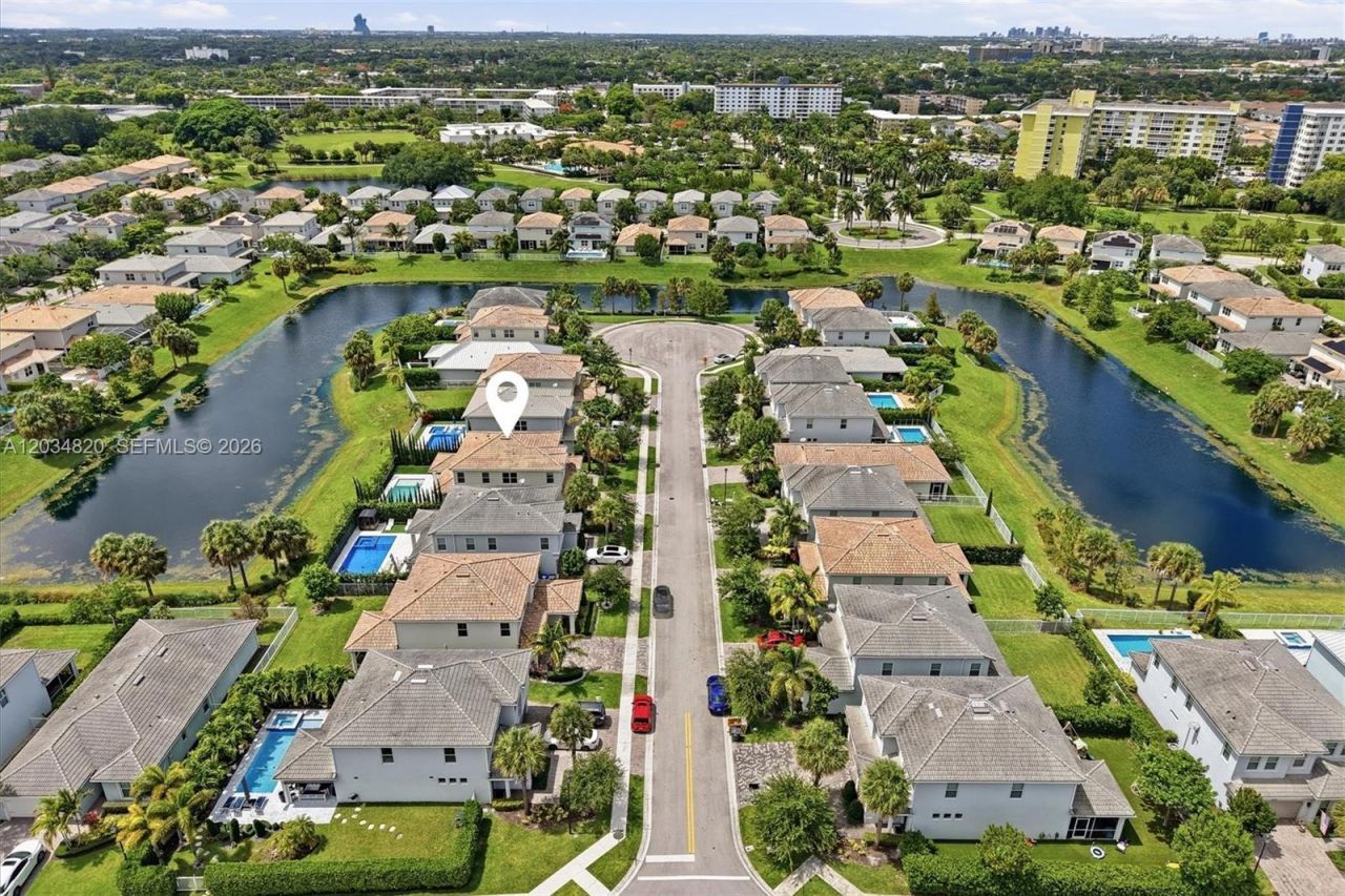 1512 Bursera Ter , Hollywood, FL 33021 Photo