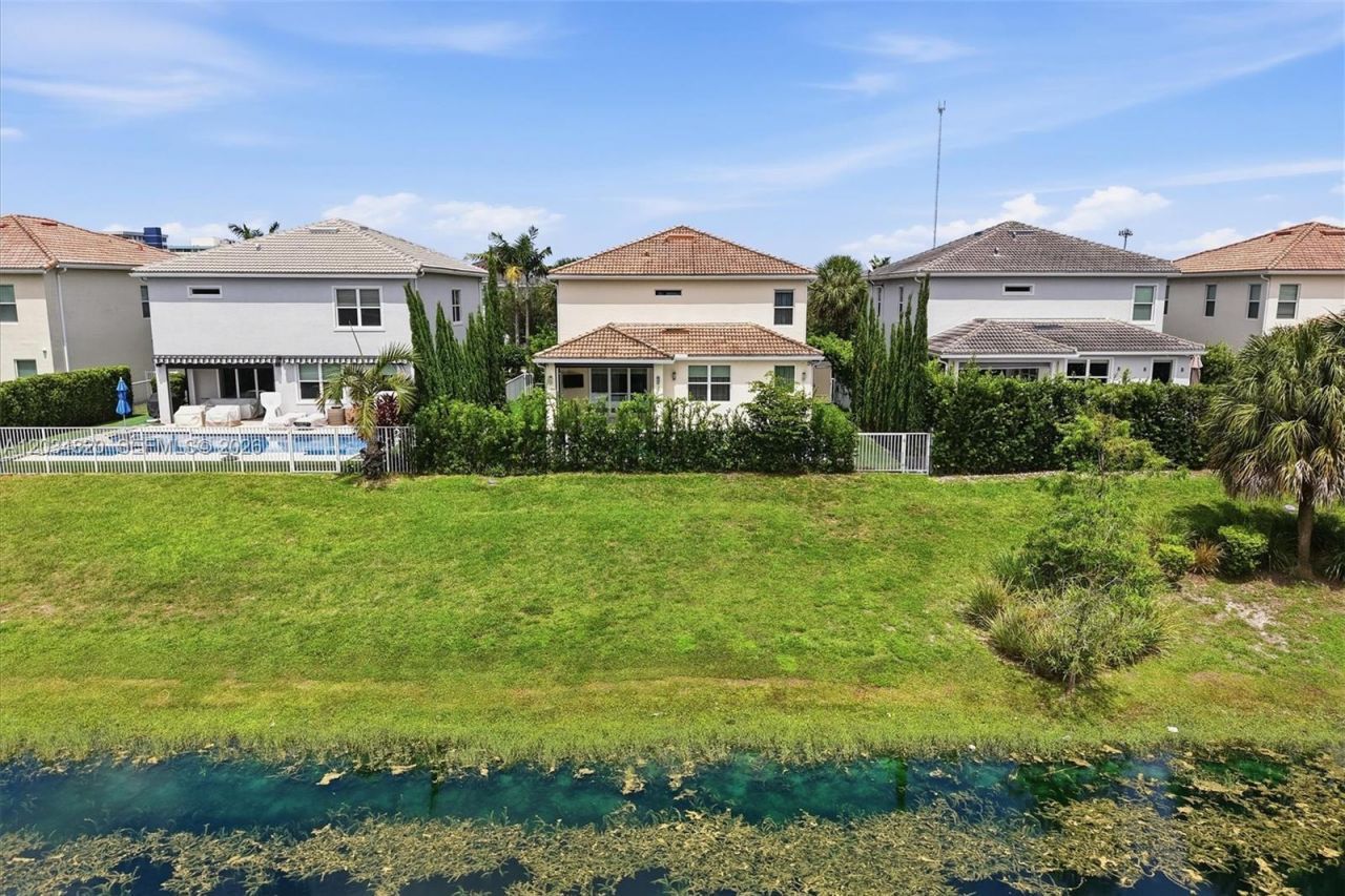 1512 Bursera Ter , Hollywood, FL 33021 Photo
