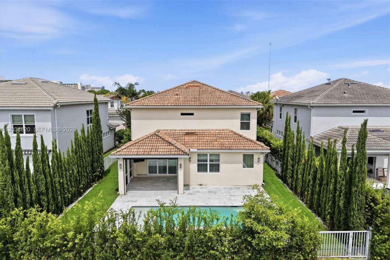 1512 Bursera Ter , Hollywood, FL 33021 Photo