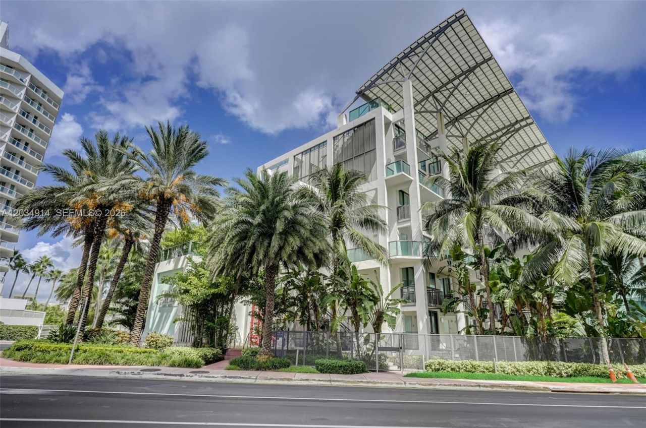 6000 Collins Ave , Unit 517, Miami Beach, FL 33140 Photo