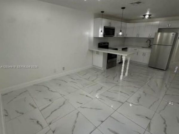 1106 NE 5th Ave , Unit 4, Fort Lauderdale, FL 33304