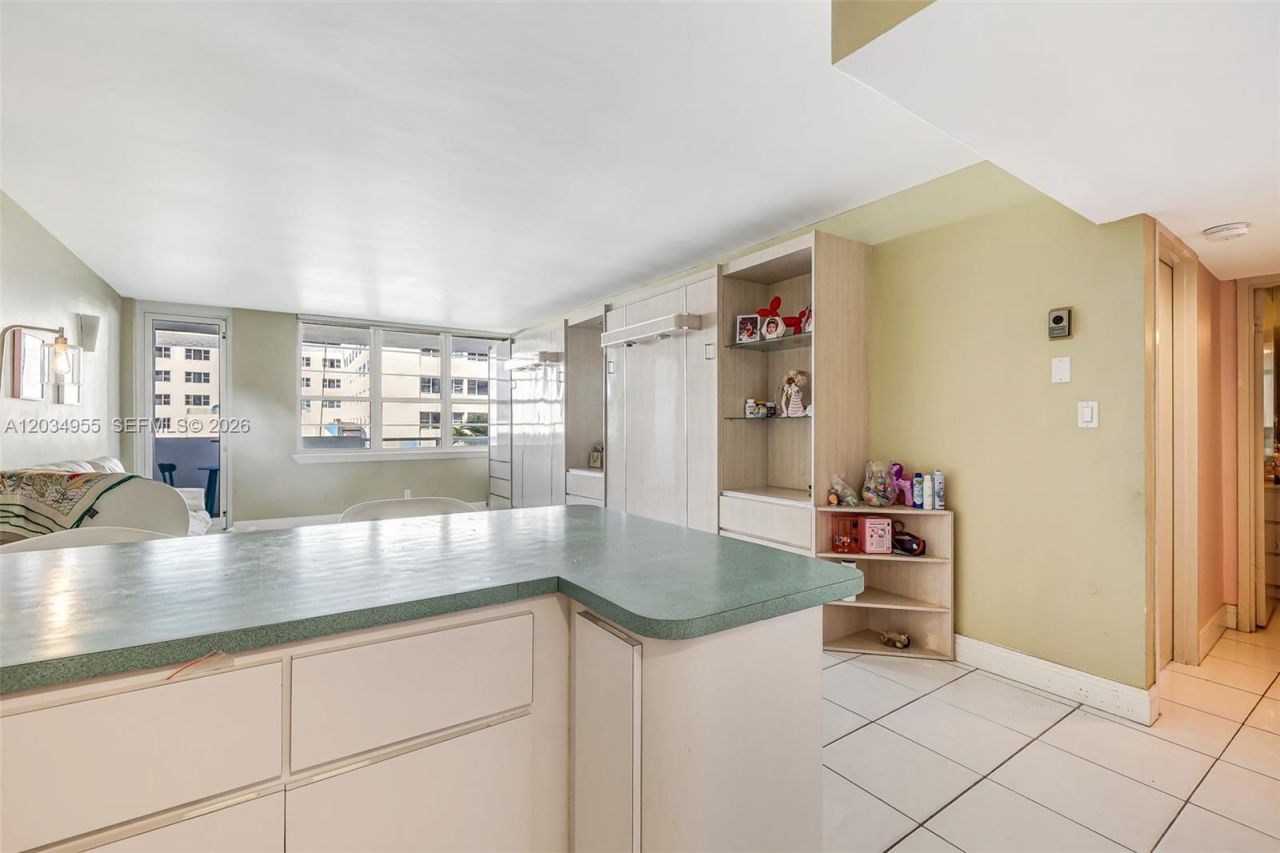 100 Lincoln Rd , Unit 502, Miami Beach, FL 33139 Photo