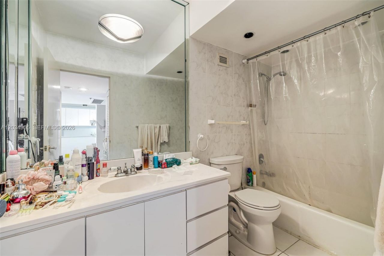 100 Lincoln Rd , Unit 502, Miami Beach, FL 33139 Photo