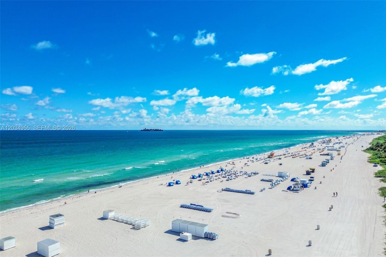 100 Lincoln Rd , Unit 502, Miami Beach, FL 33139 Photo