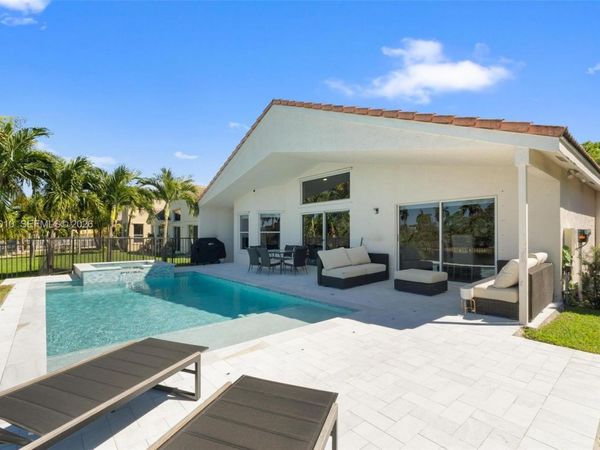 18061 SW 33rd St , Miramar, FL 33029