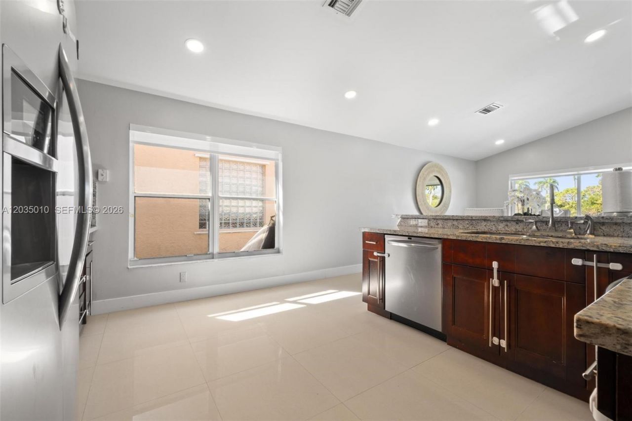 18061 SW 33rd St , Miramar, FL 33029 Photo