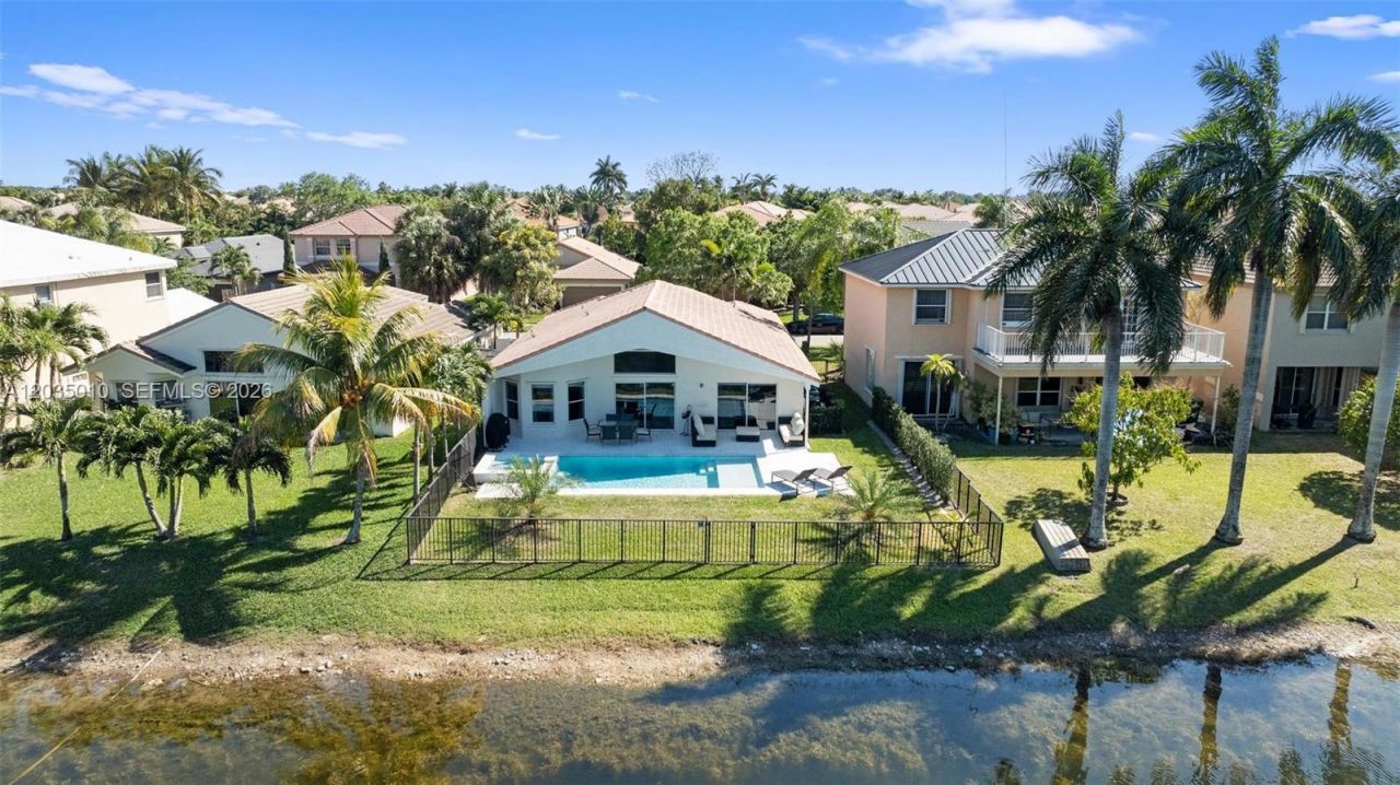 18061 SW 33rd St , Miramar, FL 33029 Photo