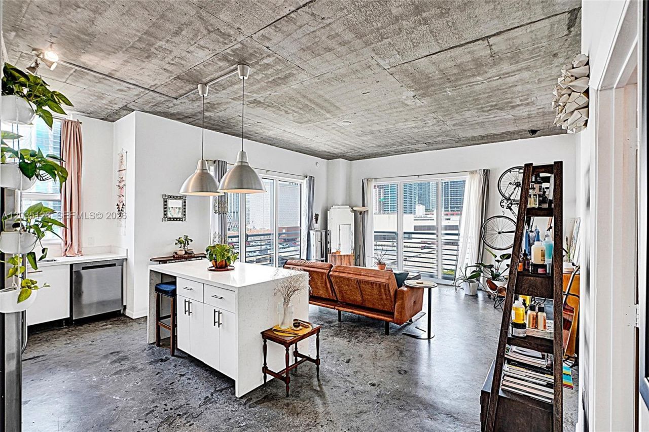 133 NE 2nd Ave , Unit 1013, Miami, FL 33132 Photo