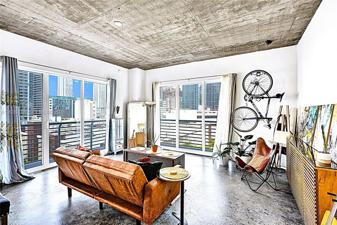 133 NE 2nd Ave , Unit 1013, Miami, FL 33132 Photo