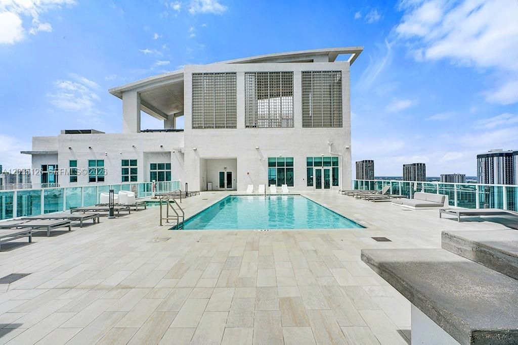 133 NE 2nd Ave , Unit 1013, Miami, FL 33132 Photo