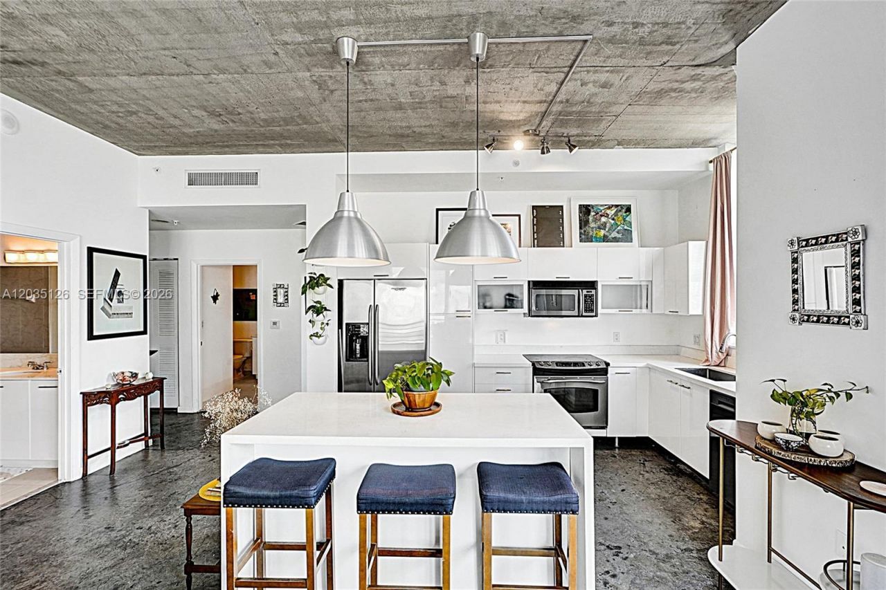 133 NE 2nd Ave , Unit 1013, Miami, FL 33132 Photo
