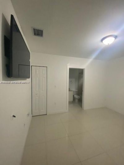 2271/2273 NW 66th St , Miami, FL 33147 Photo