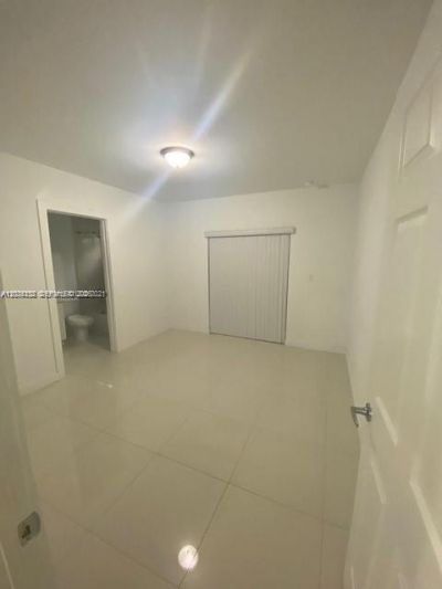 2271/2273 NW 66th St , Miami, FL 33147 Photo