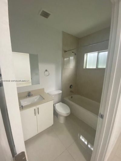 2271/2273 NW 66th St , Miami, FL 33147 Photo