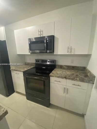2271/2273 NW 66th St , Miami, FL 33147 Photo