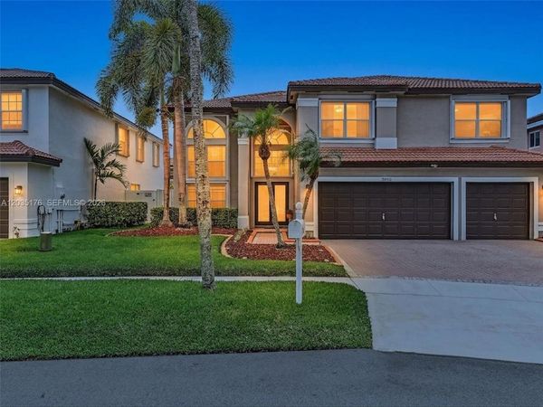 2654 SW 181st Ter, Miramar, FL 33029