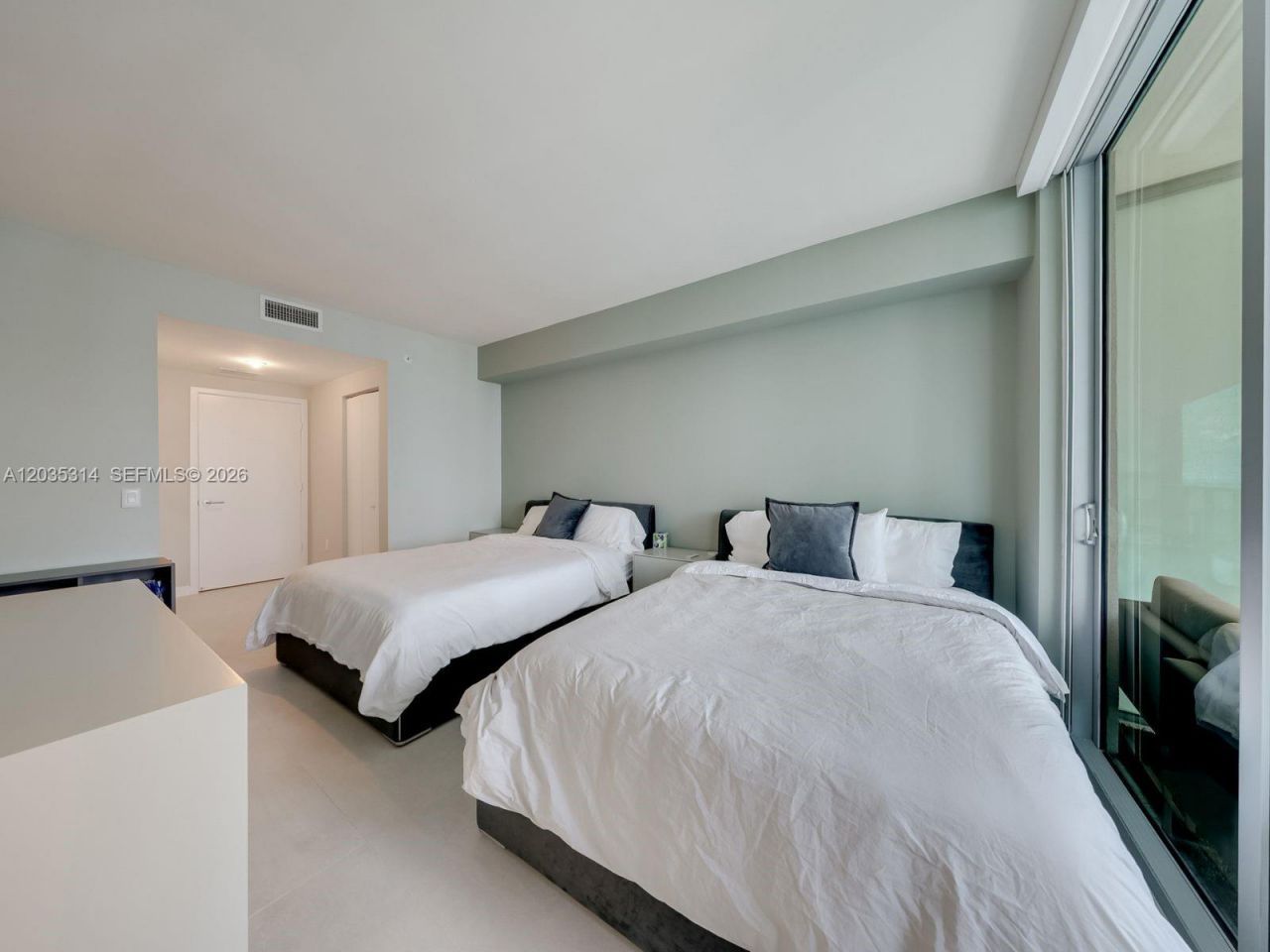 1100 S Miami Ave , Unit 3411, Miami, FL 33130 Photo