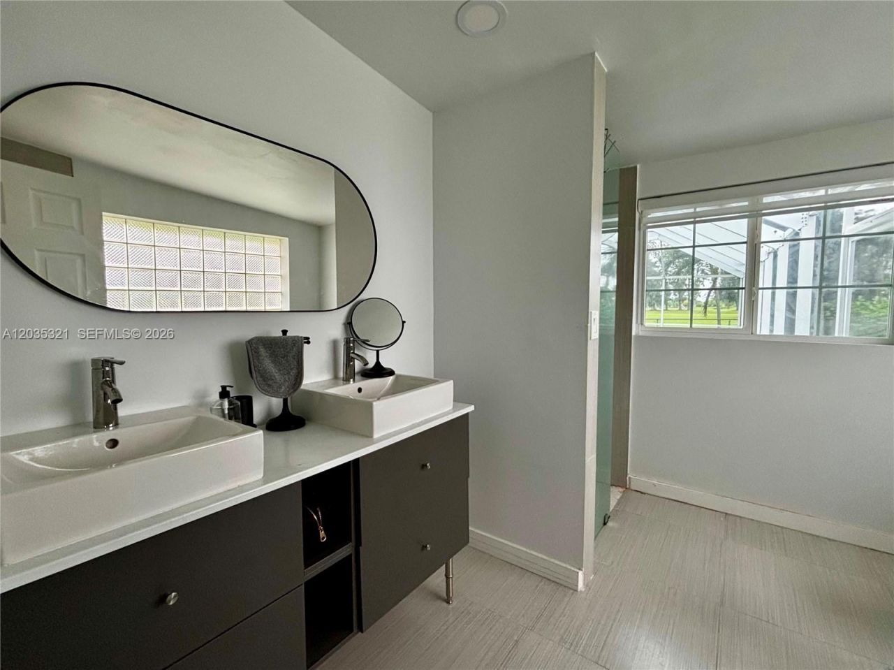 745 S Shore Dr , Miami Beach, FL 33141 Photo