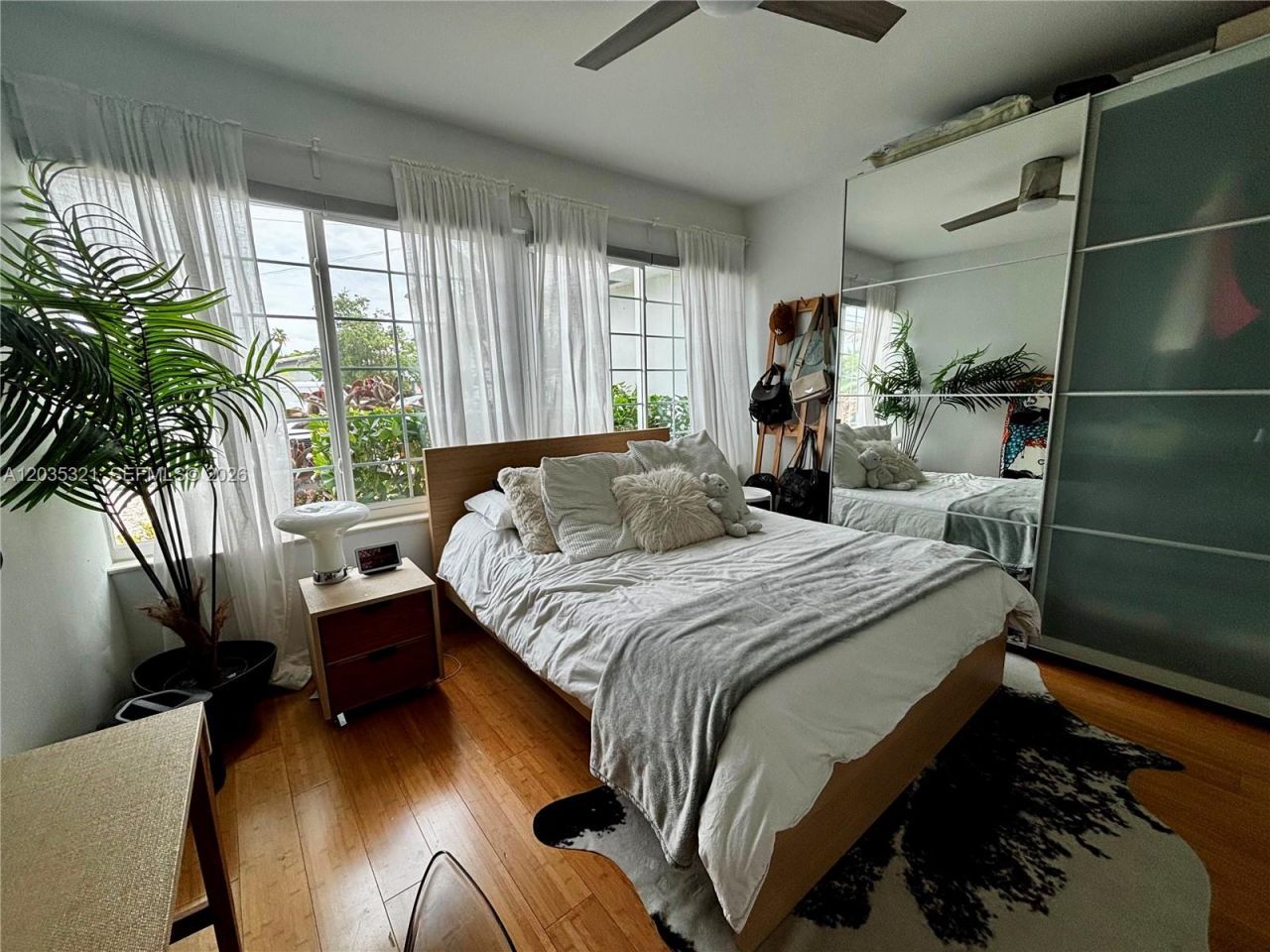 745 S Shore Dr , Miami Beach, FL 33141 Photo