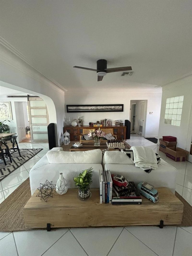 745 S Shore Dr , Miami Beach, FL 33141 Photo