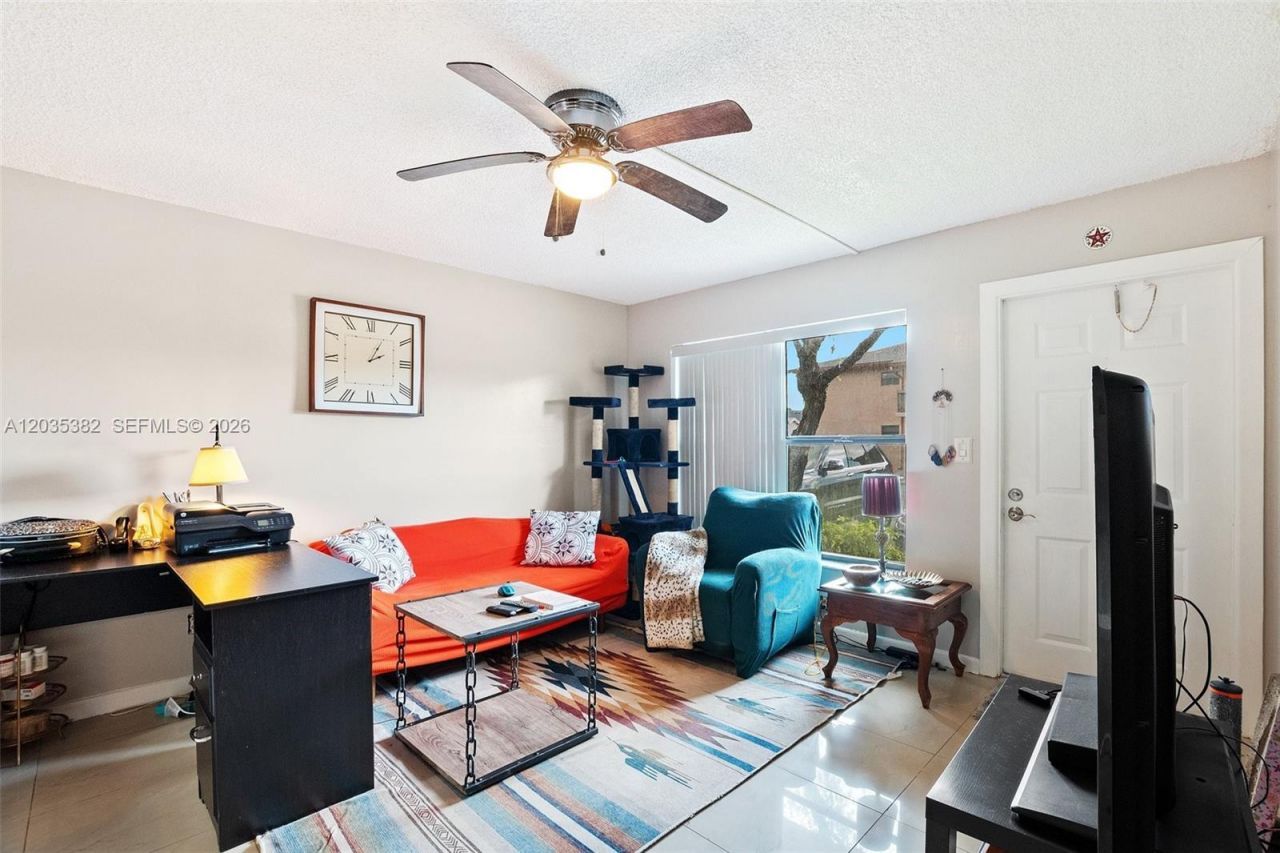 10053 Winding Lake Rd , Unit 101, Sunrise, FL 33351 Photo