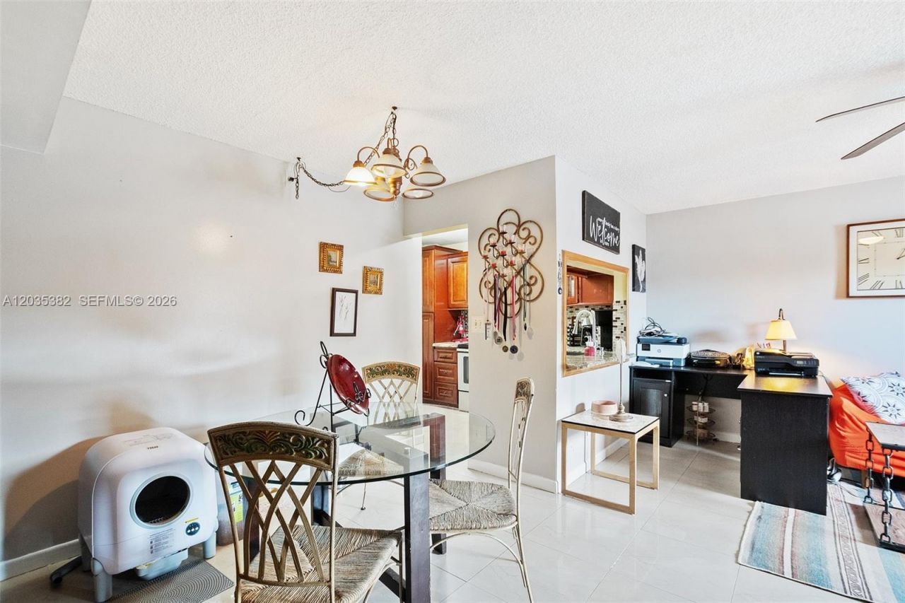 10053 Winding Lake Rd , Unit 101, Sunrise, FL 33351 Photo