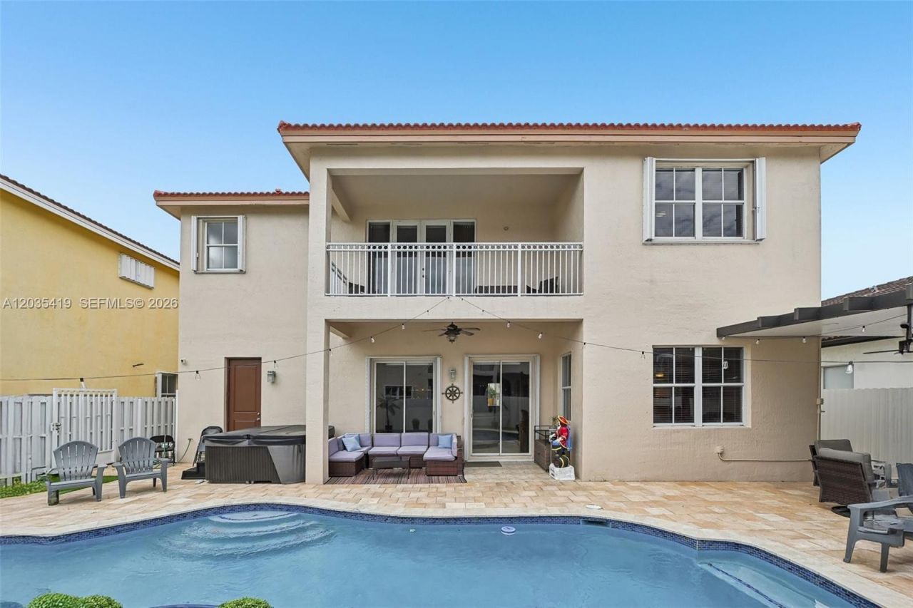 18159 NW 90th Ave , Hialeah, FL 33018 Photo