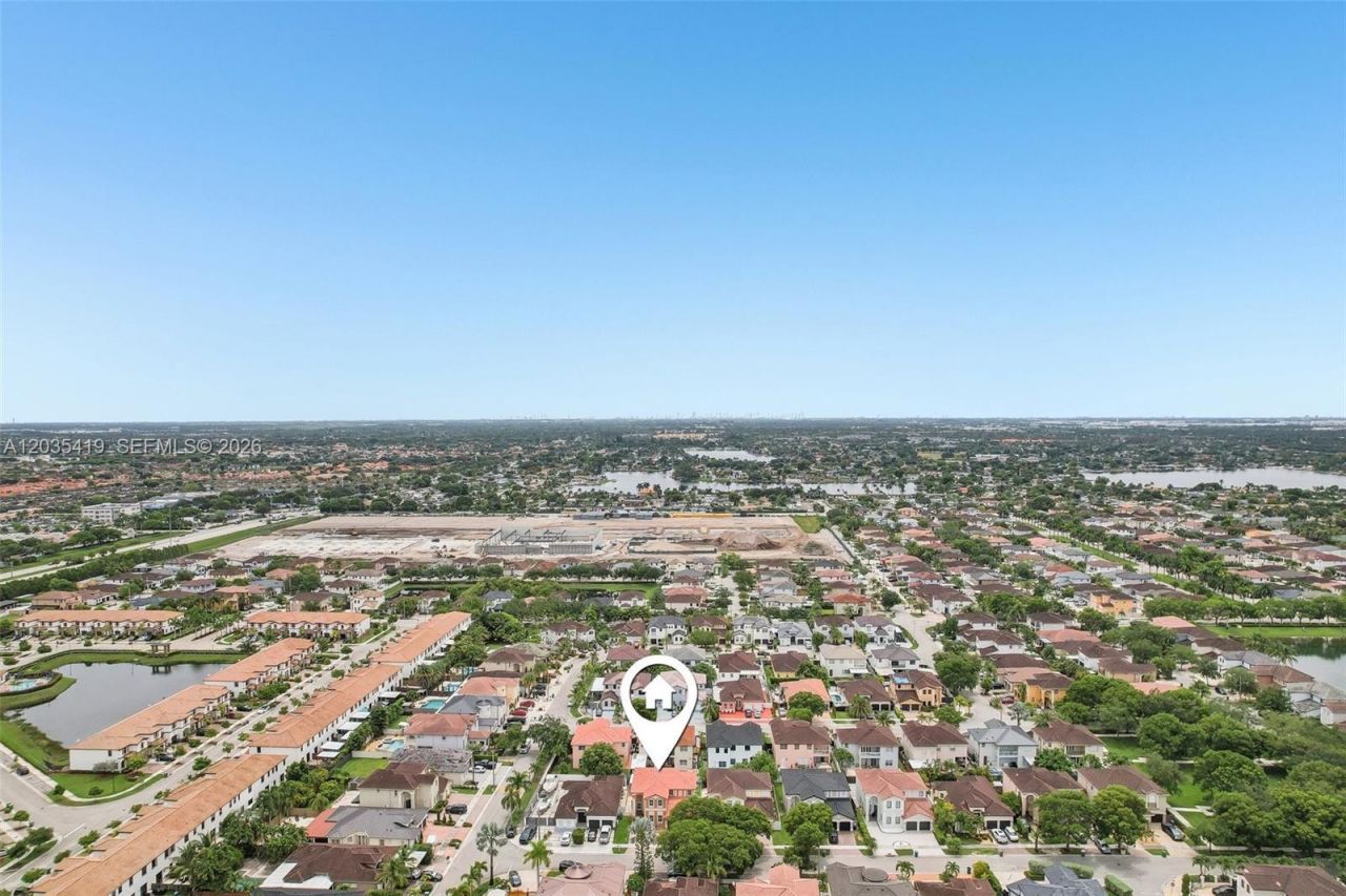 18159 NW 90th Ave , Hialeah, FL 33018 Photo
