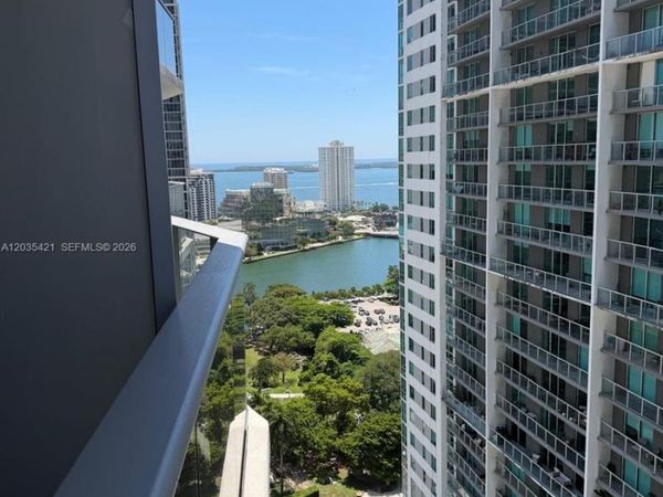 77 SE 5th , Unit 2512, Miami, FL 33131