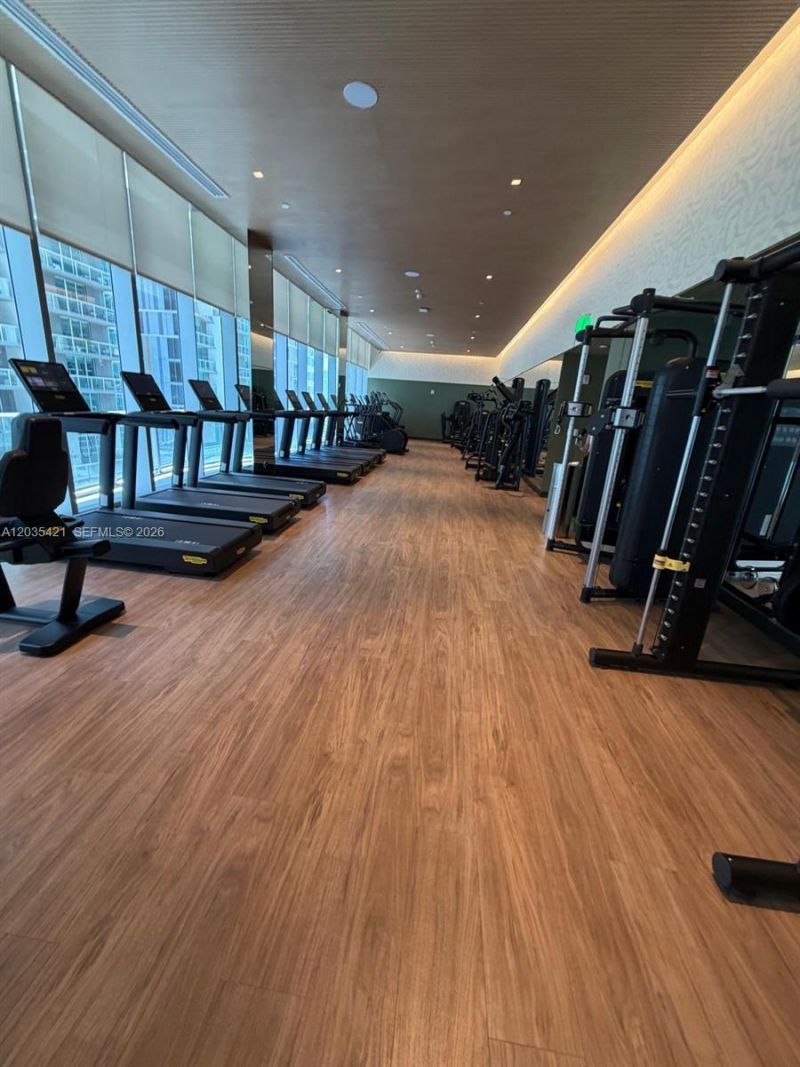 77 SE 5th , Unit 2512, Miami, FL 33131 Photo