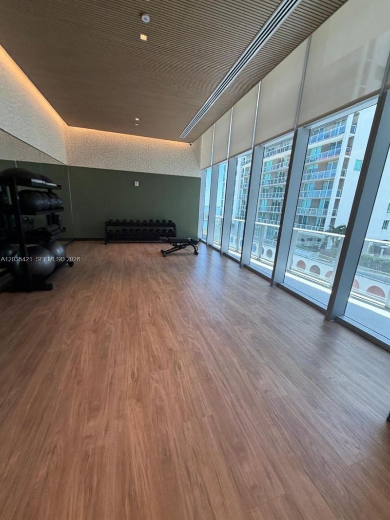 77 SE 5th , Unit 2512, Miami, FL 33131 Photo