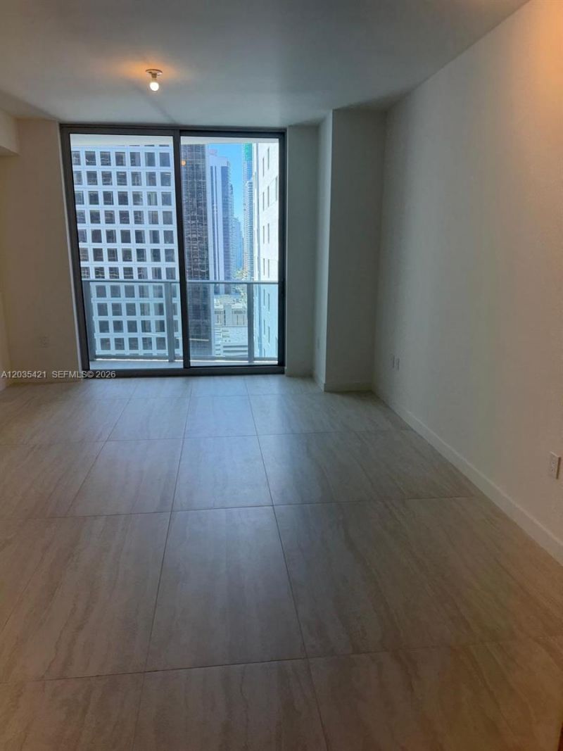 77 SE 5th , Unit 2512, Miami, FL 33131 Photo