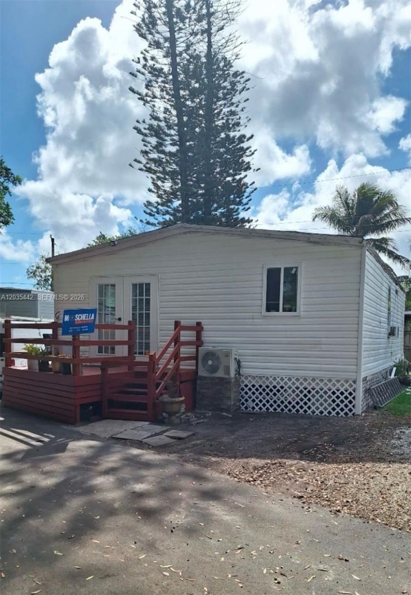 4701 SW 73rd Ave Lot 6 , Davie, FL 33314 Photo