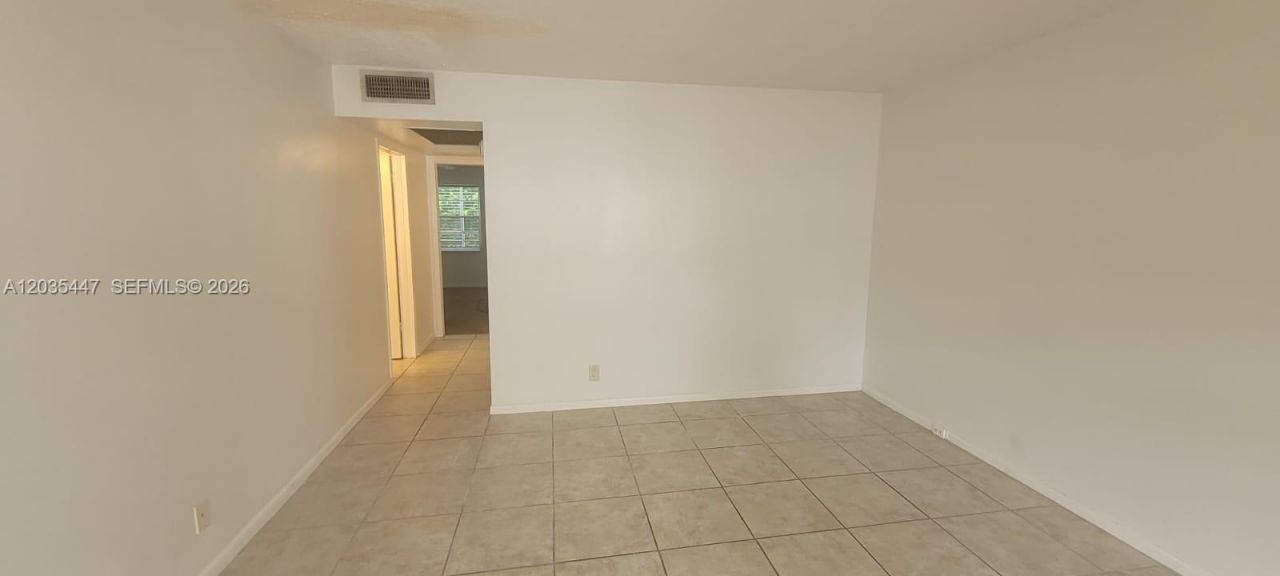 320 Fanshaw H, Unit 320, Boca Raton, FL 33434 Photo