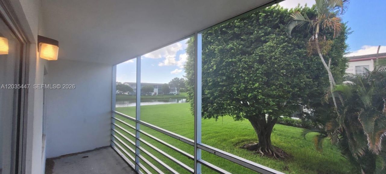 320 Fanshaw H, Unit 320, Boca Raton, FL 33434 Photo